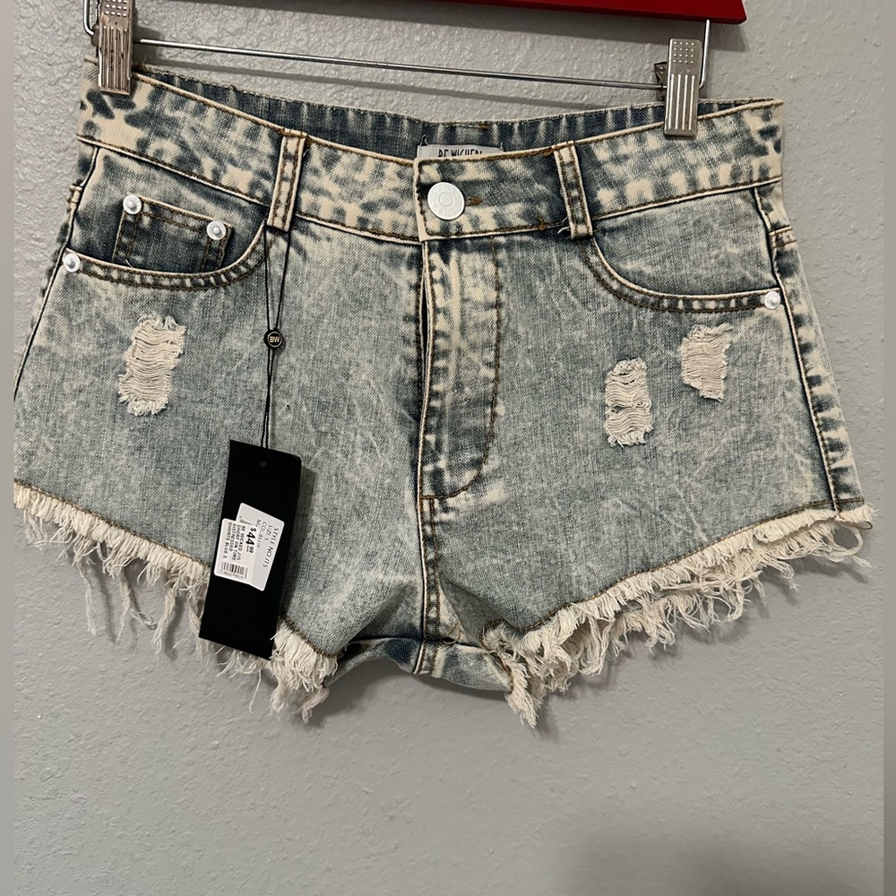New with tags be wicked Jean  shorts size s washed blue 
Y2K style